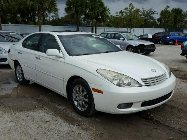 JTHBF30G425026014 - 2002 LEXUS ES 300 WHITE photo 1