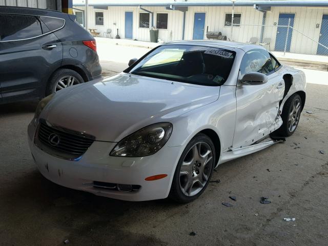 JTHFN45YX89020067 - 2008 LEXUS SC 430 WHITE photo 2