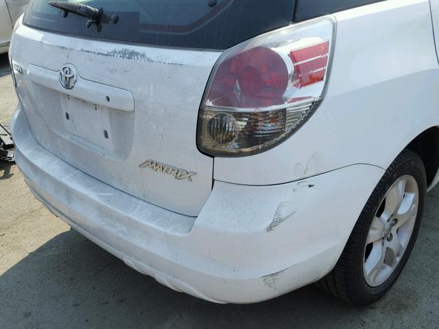 2T1KR32E47C630614 - 2007 TOYOTA COROLLA MA WHITE photo 9