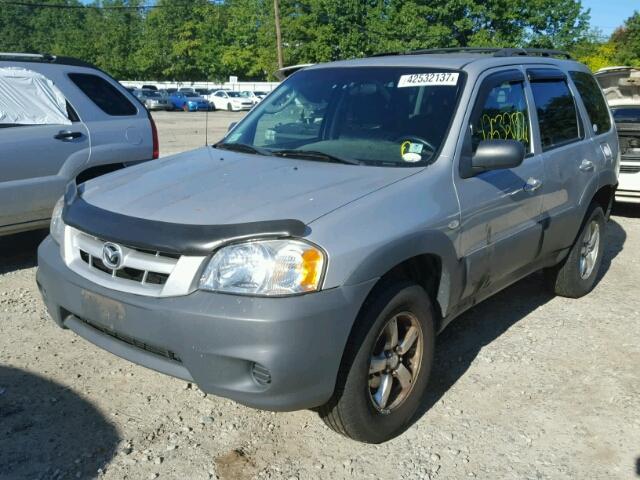 4F2YZ02ZX6KM32225 - 2006 MAZDA TRIBUTE I SILVER photo 2