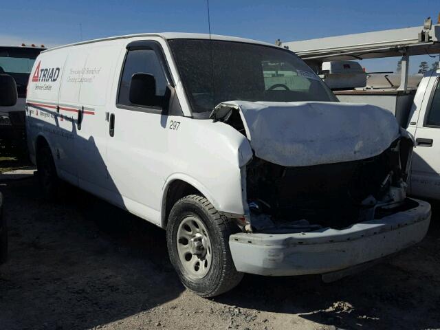 1GCSGAFX7D1102930 - 2013 CHEVROLET EXPRESS G1 WHITE photo 1