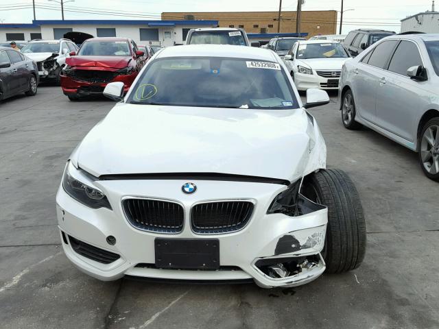 WBA1F5C58FV257004 - 2015 BMW 228 I WHITE photo 9