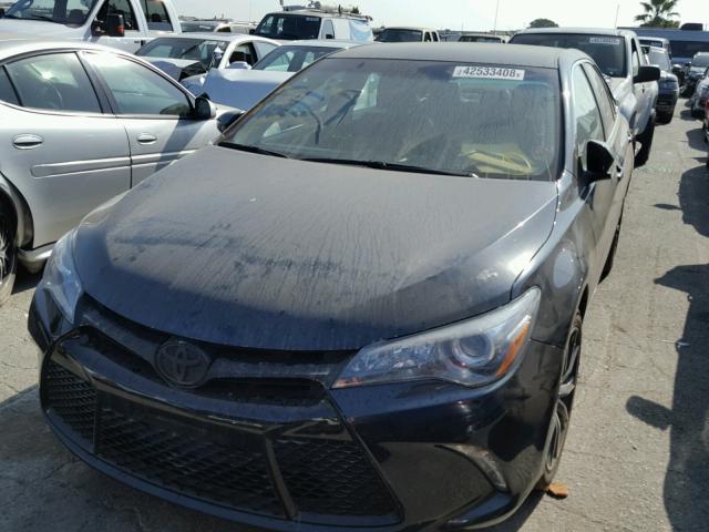 4T1BF1FK3FU935743 - 2015 TOYOTA CAMRY LE BLACK photo 2