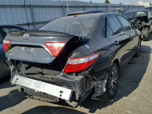 4T1BF1FK3FU935743 - 2015 TOYOTA CAMRY LE BLACK photo 4