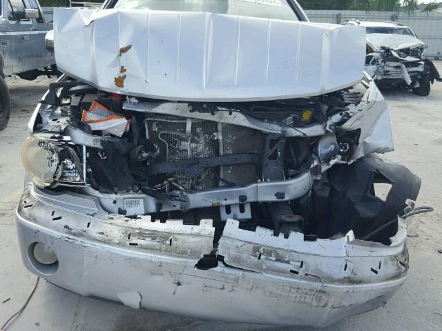 1A8HX58277F523078 - 2007 CHRYSLER ASPEN LIMI SILVER photo 7