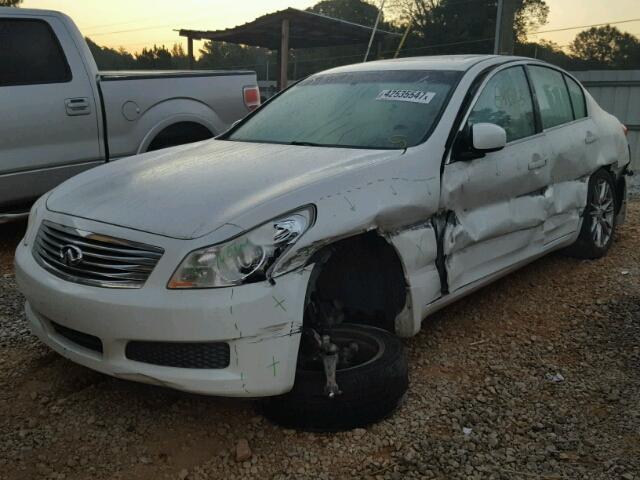 JNKBV61E67M721447 - 2007 INFINITI G35 WHITE photo 2