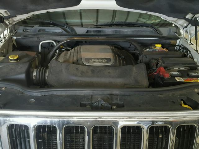 1J8HG58236C359537 - 2006 JEEP COMMANDER WHITE photo 7