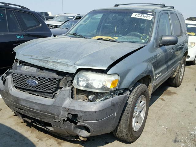 1FMYU96H96KC63783 - 2006 FORD ESCAPE HEV GREEN photo 2