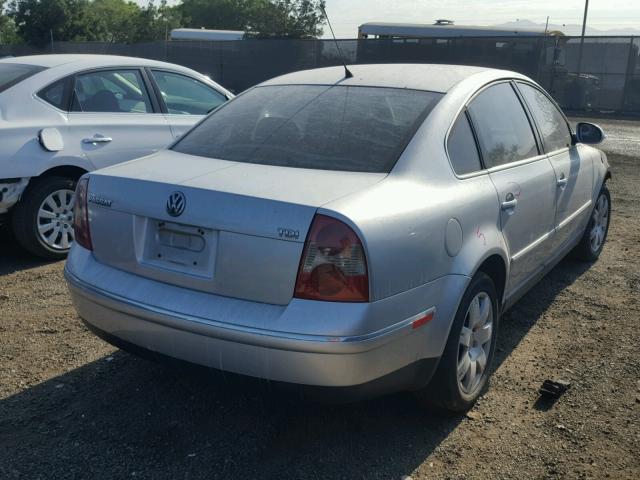 WVWAE63B65E053737 - 2005 VOLKSWAGEN PASSAT GLS SILVER photo 4