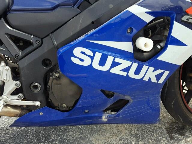 JS1GN7CA152100997 - 2005 SUZUKI GSX-R600 K BLUE photo 9