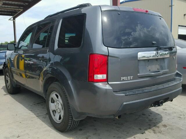 5FNYF3H22BB039864 - 2011 HONDA PILOT LX CHARCOAL photo 3