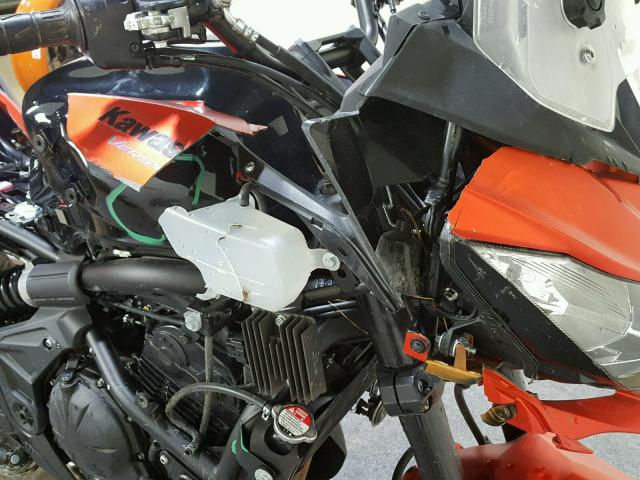 JKALEEF11GDA09480 - 2016 KAWASAKI LE650 F ORANGE photo 15