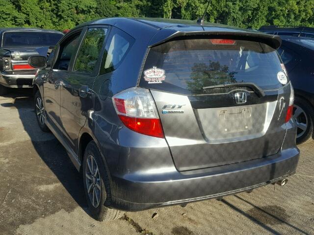 JHMGE8H58DC074834 - 2013 HONDA FIT SPORT GRAY photo 3