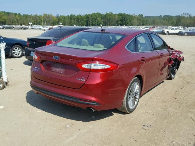 3FA6P0LUXDR154859 - 2013 FORD FUSION SE RED photo 4