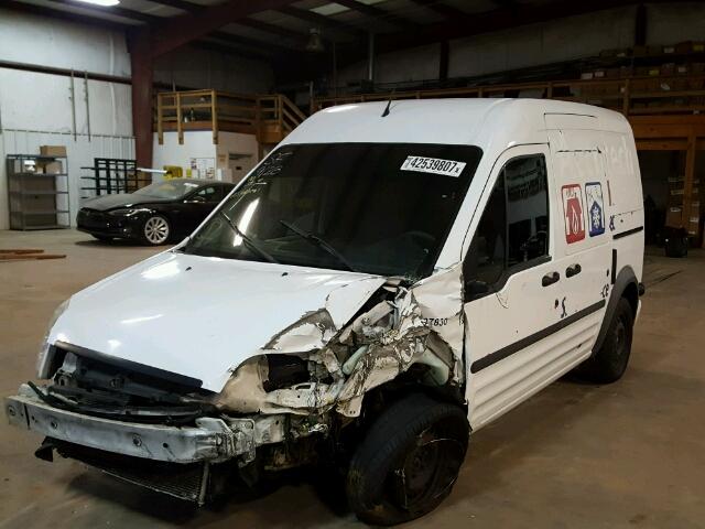 NM0LS7DN0DT138368 - 2013 FORD TRANSIT CO WHITE photo 2