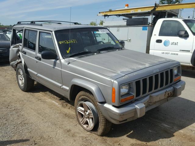 1J4FF58S01L532631 - 2001 JEEP CHEROKEE C SILVER photo 1