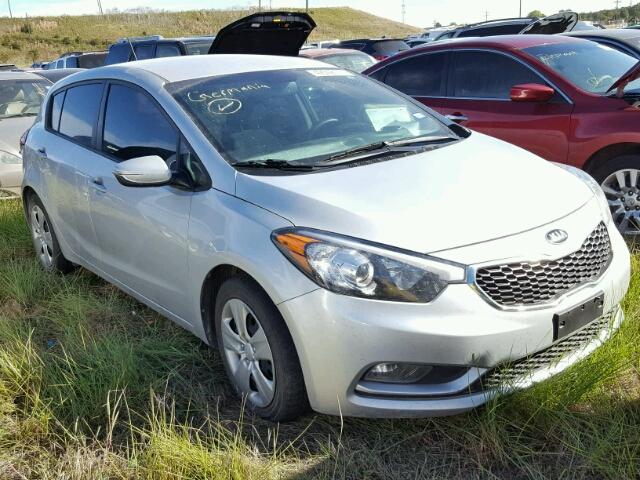 KNAFK5A80G5643447 - 2016 KIA FORTE LX SILVER photo 1