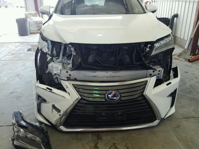 2T2BGMCA3GC006144 - 2016 LEXUS RX 450H WHITE photo 9