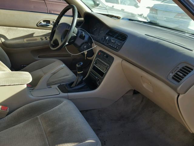 AC211005M - 1997 HONDA ACCORD GRAY photo 5