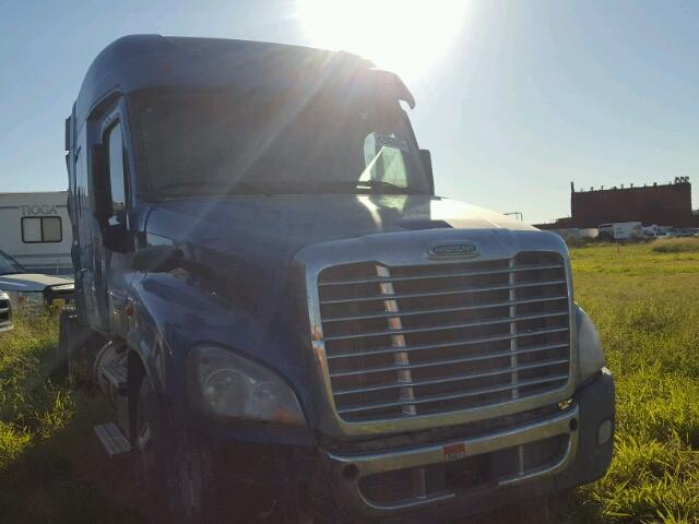 3AKJGLDVXGSGW4581 - 2016 FREIGHTLINER CASCADIA 1 BLUE photo 1