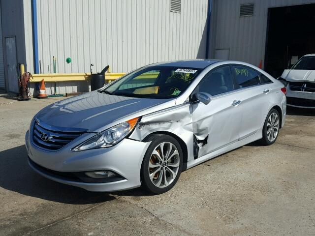 5NPEC4ABXEH852662 - 2014 HYUNDAI SONATA SE SILVER photo 2