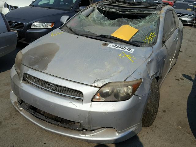 JTKDE177970195255 - 2007 TOYOTA SCION TC 银色 照片 2