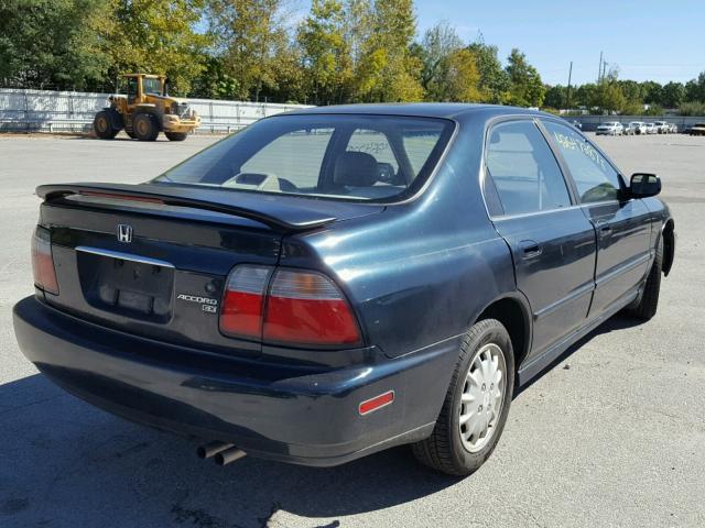 1HGCD5662VA248568 - 1997 HONDA ACCORD GREEN photo 4