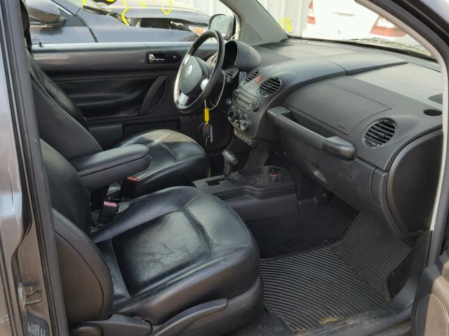 3VWSW31C86M418424 - 2006 VOLKSWAGEN NEW BEETLE 蓝色 照片 5