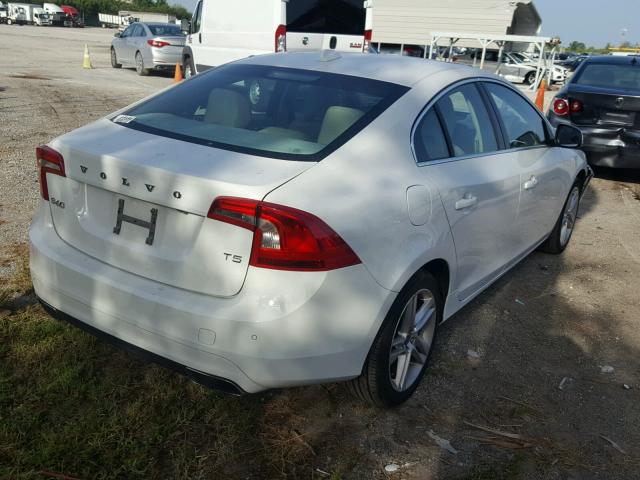 YV140MFK2F2337522 - 2015 VOLVO S60 PREMIE WHITE photo 4