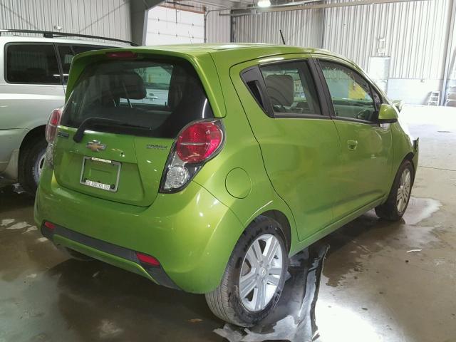 KL8CD6S98EC486247 - 2014 CHEVROLET SPARK 1LT GREEN photo 4