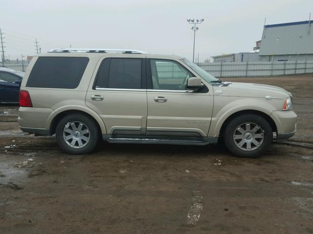 5LMFU28R34LJ04539 - 2004 LINCOLN NAVIGATOR GOLD photo 9