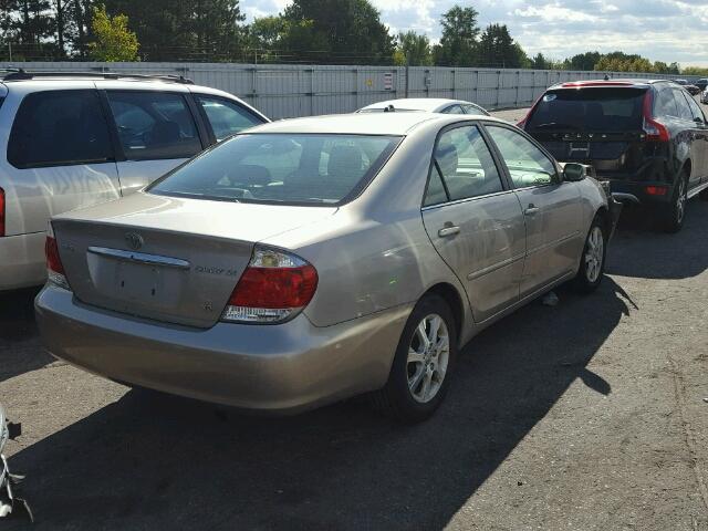 4T1BF30K35U083607 - 2005 TOYOTA CAMRY TAN photo 4