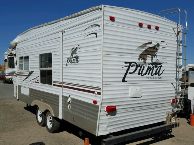 1PAF64Z205P003556 - 2005 PUMA 5TH WHEEL WHITE photo 3