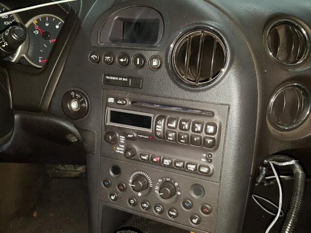 2G2WP552381181225 - 2008 PONTIAC GRAND PRIX TWO TONE photo 9