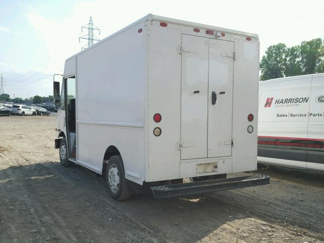 4UZAANCP65CU47263 - 2005 FREIGHTLINER CHASSIS M WHITE photo 3