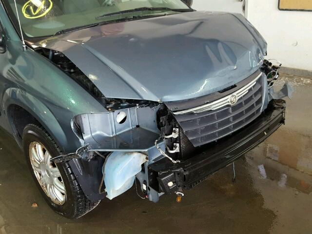 2A4GP54LX6R713928 - 2006 CHRYSLER TOWN & COU GRAY photo 9