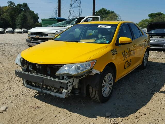 4T1BF1FK5CU151348 - 2012 TOYOTA CAMRY BASE YELLOW photo 2