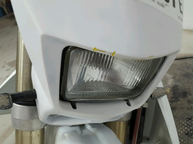 JS1SK44A072102355 - 2007 SUZUKI DR-Z400 SM WHITE photo 14