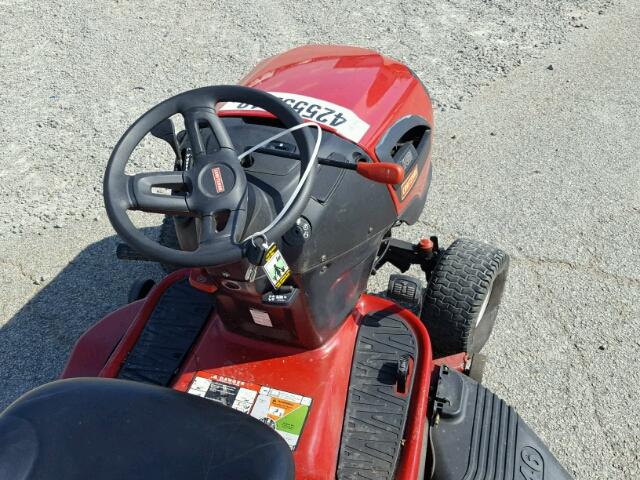 050411A011023 - 1992 CRAF MOWER RED photo 5