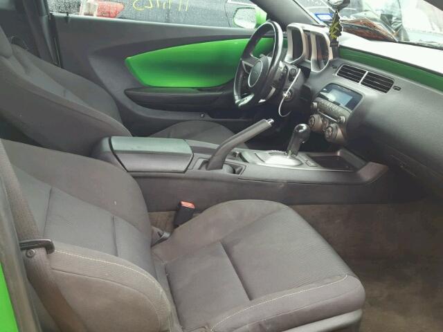 2G1FB1EVXA9215349 - 2010 CHEVROLET CAMARO GREEN photo 5