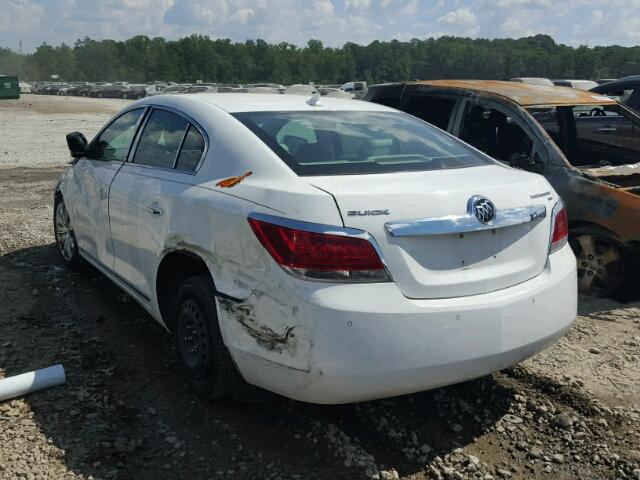 1G4GC5EG0AF128998 - 2010 BUICK LACROSSE C WHITE photo 3