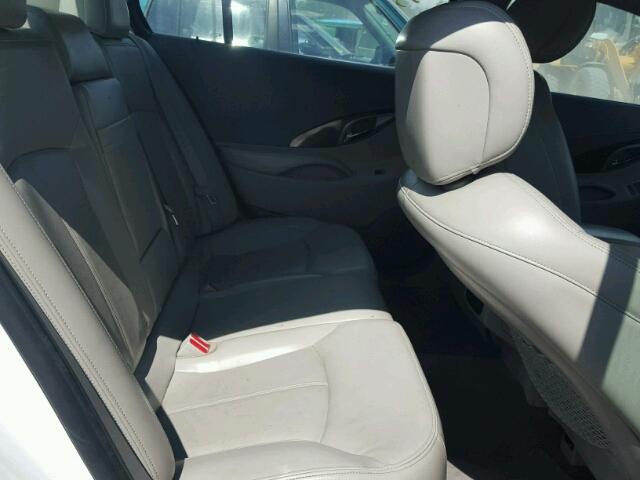 1G4GC5EG0AF128998 - 2010 BUICK LACROSSE C WHITE photo 6