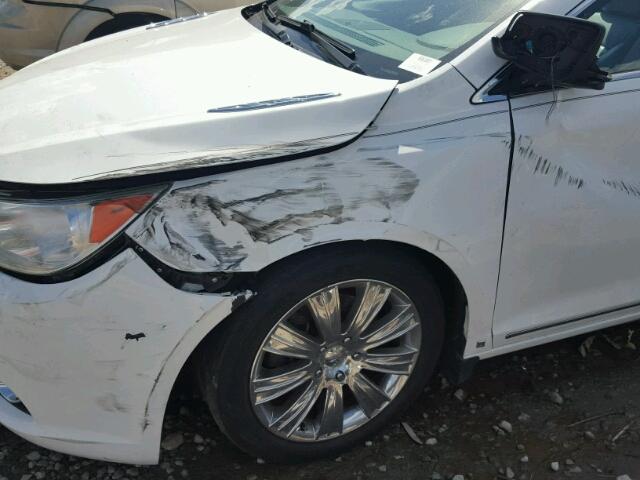 1G4GC5EG0AF128998 - 2010 BUICK LACROSSE C WHITE photo 9