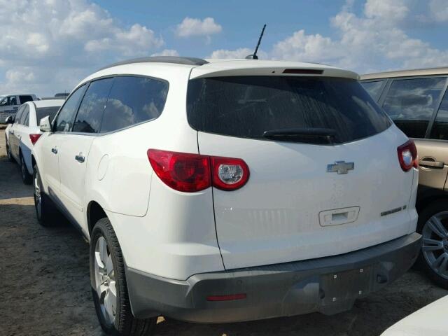 1GNKRGED4CJ353334 - 2012 CHEVROLET TRAVERSE L WHITE photo 3