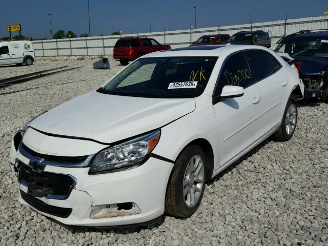 1G11C5SLXFF189335 - 2015 CHEVROLET MALIBU 1LT WHITE photo 2