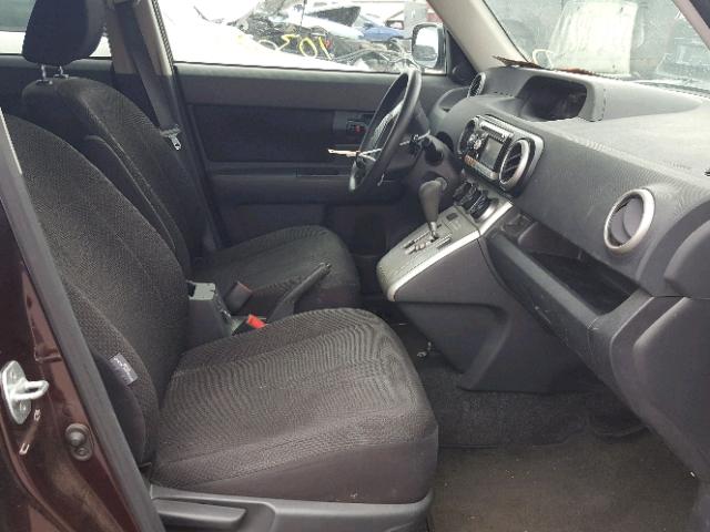 JTLZE4FE4A1105630 - 2010 TOYOTA SCION XB Burdeos foto 5
