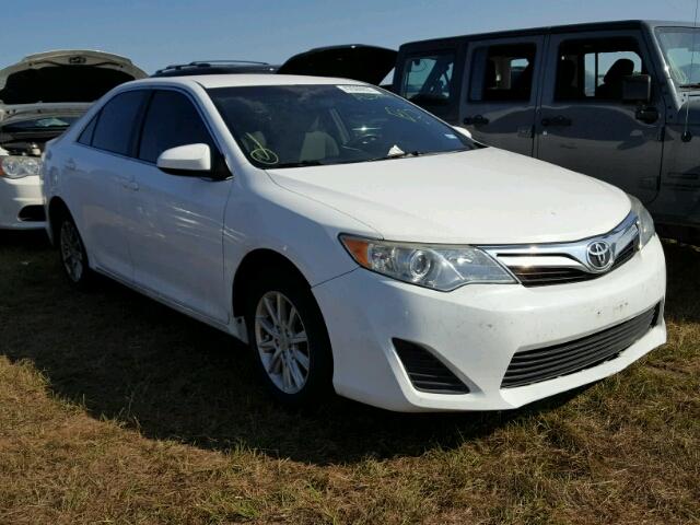 4T1BF1FK5CU133996 - 2012 TOYOTA CAMRY WHITE photo 1