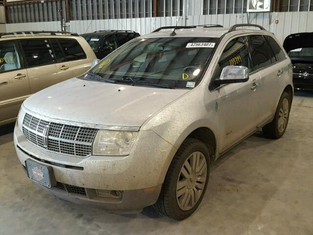 2LMDJ6JC2ABJ28931 - 2010 LINCOLN MKX SILVER photo 2