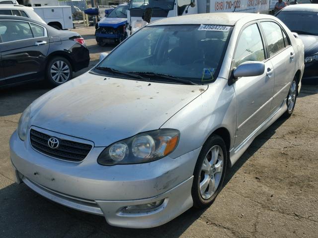 2T1BY32E35C376927 - 2005 TOYOTA COROLLA XR 银色 照片 2