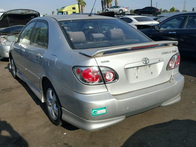 2T1BY32E35C376927 - 2005 TOYOTA COROLLA XR 银色 照片 3